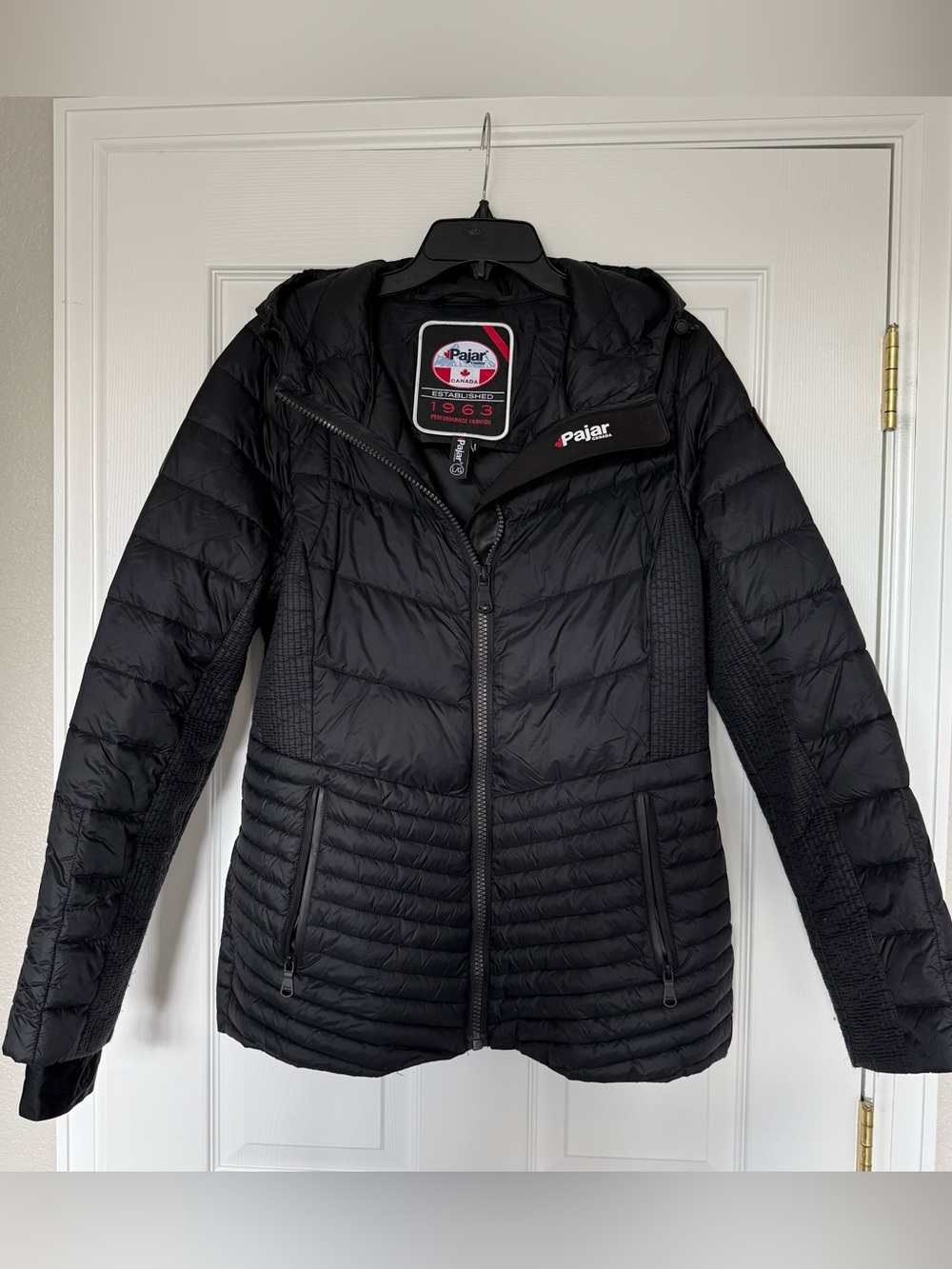Pajar Black Quilted Hooded Puffer Jacket Sz L
